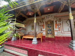 Tutde's House